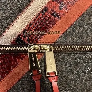 Michael Kors | Bags | Michael Kors Signature Rhea Zip 